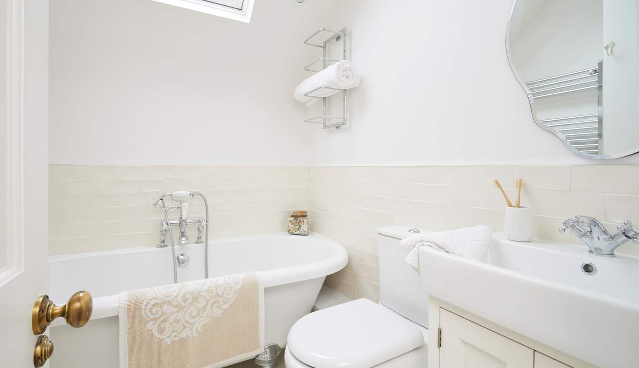 Enjoy a relaxing soak in the en suite bathroom to bedroom 1.