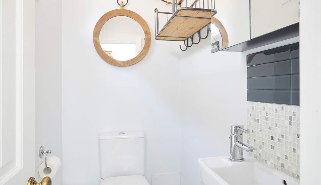 Ground floor cloakroom. 