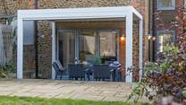 Fully enclosed garden, perfect for four-legged friends.