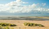 Take a wander along the beach at low tide to neighbouring Old Hunstanton, popular with families and water sport enthusiasts. - Thumbnail Image