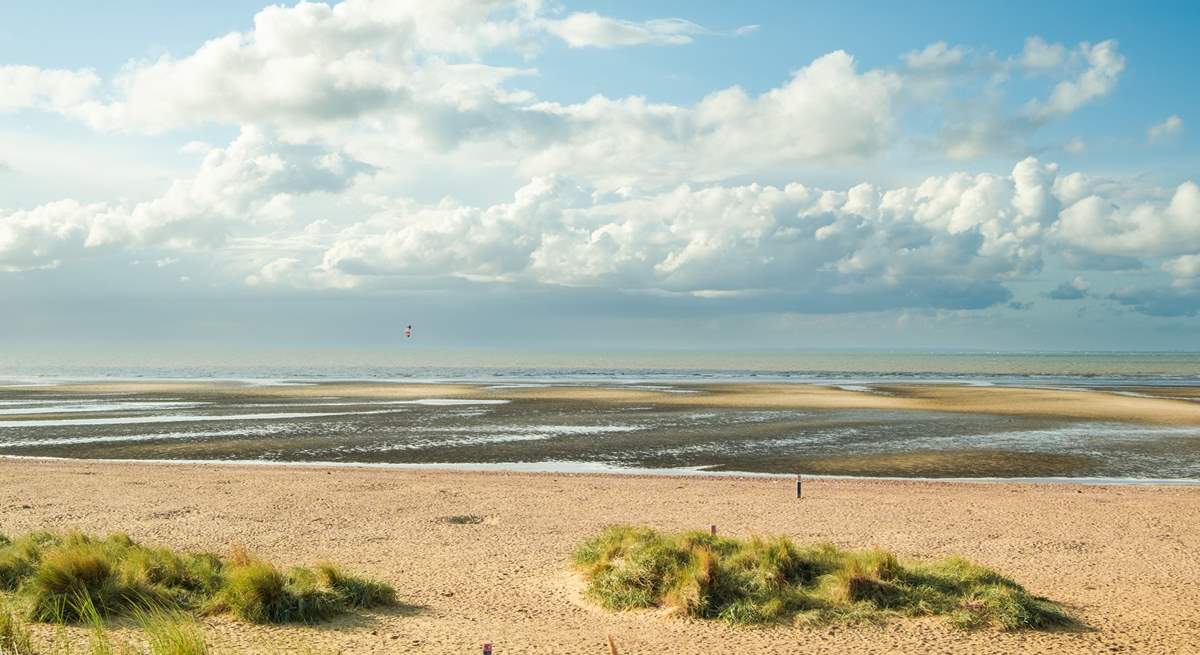 Take a wander along the beach at low tide to neighbouring Old Hunstanton, popular with families and water sport enthusiasts.