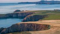 The surrounding spellbinding coastline.