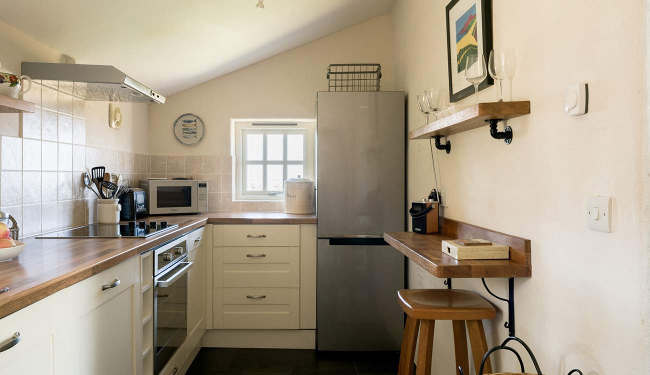 Peep through the window for the captivating sea view.