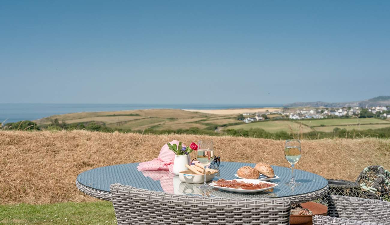 Enjoy the glorious far-reaching sea view from your private patio. 