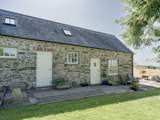 Choose this little gem for a memorable Welsh break.