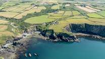 Pencaer is surrounded by the dramatic Pembrokeshire coast. Take a walk to Aberfelin beach. 