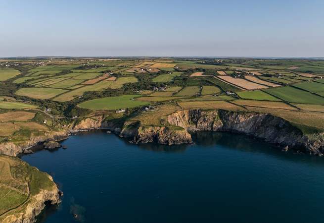 Pencaer nestles in an enchanting coastal location. 