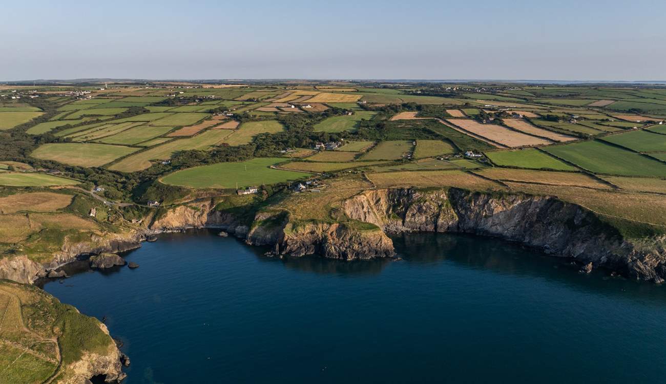 Pencaer nestles in an enchanting coastal location. 