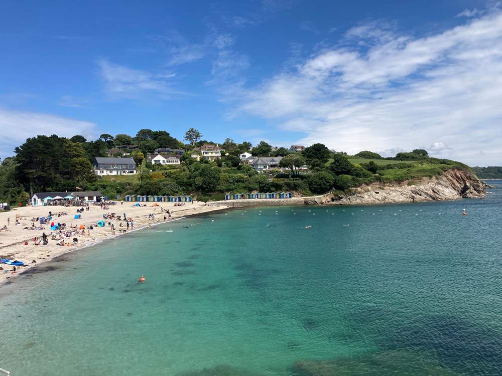 Swanpool beach is only a short walk from Gyllyngvase Beach along the coast path with a great cafe and restaurant both overlooking the sea.