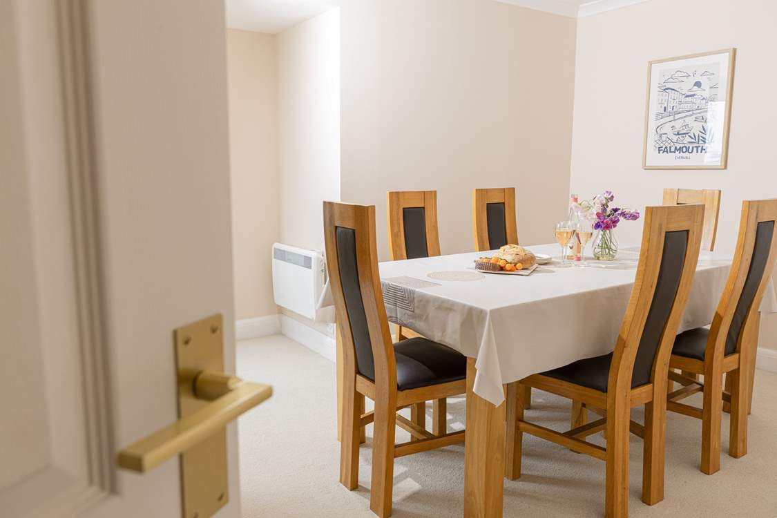 Enjoy long meals around the table or enjoy a puzzle or two here.