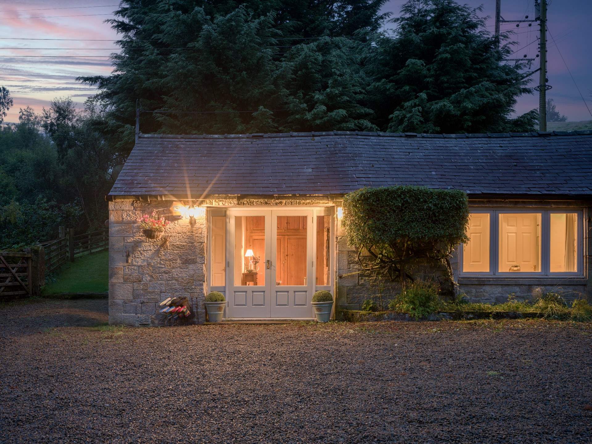 The barn really does look magical in the evenings.