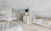 Along with the king-size bed, twin beds can also be set up making it ideal for a family. - Thumbnail Image