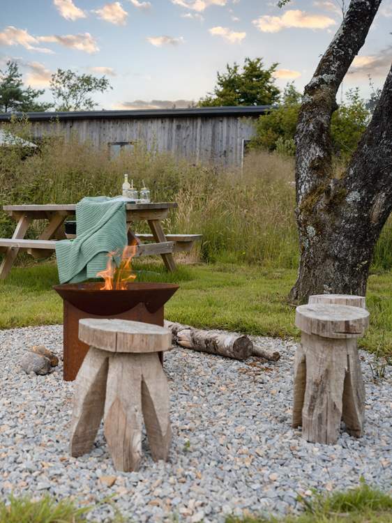 Time to gather around the fire-pit.