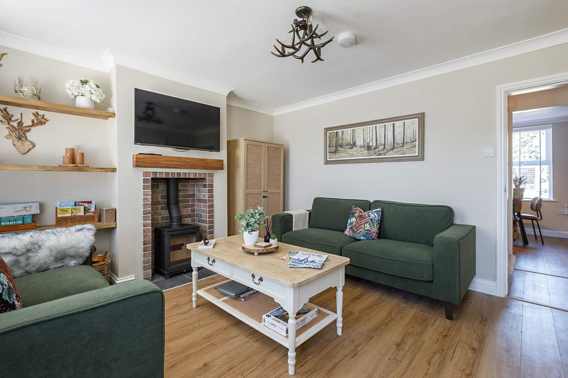 Relax in the charming sitting-room.