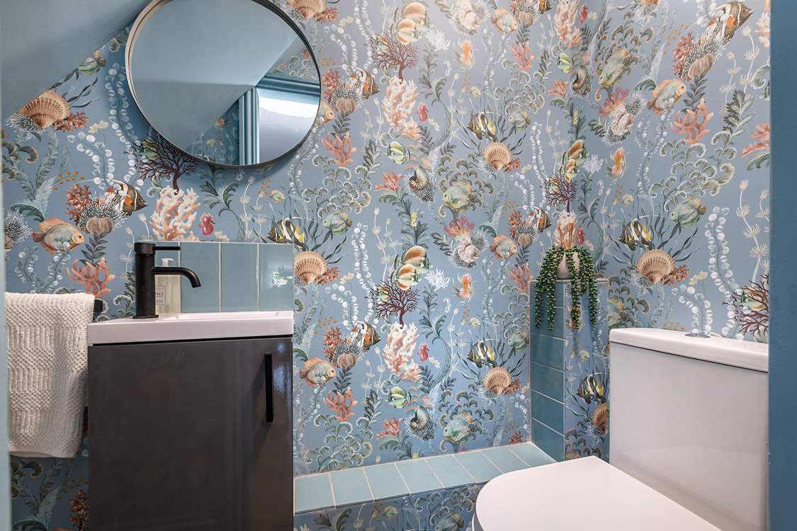 The very decadent downstairs loo!