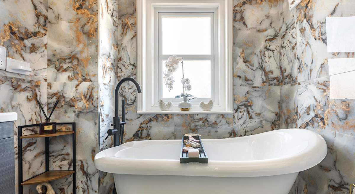 Enjoy a luxurious bath after a busy day exploring this stunning coastline.