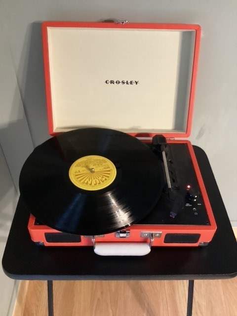 Play some tunes and enjoy a game of pool!