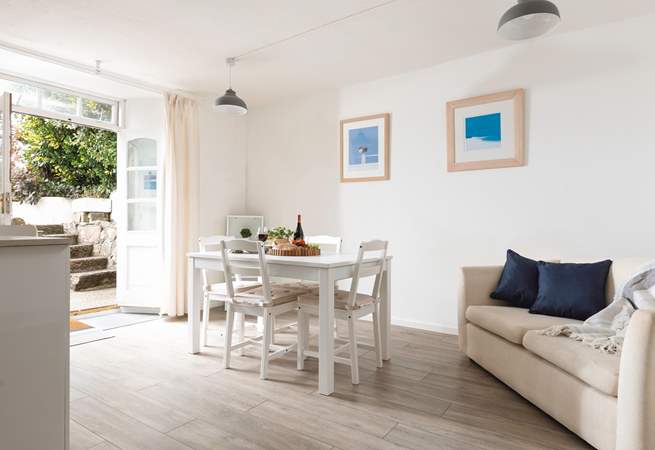 Gather round and plan your day's adventures, so many on foot from the apartment.