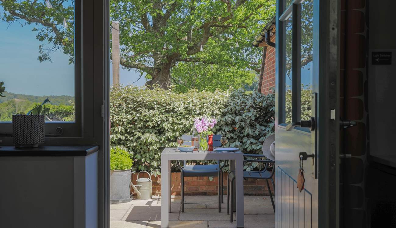 Alfresco dining on the patio.