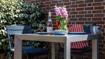A super spot for your favourite tipple.