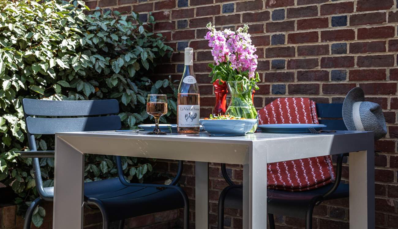 A super spot for your favourite tipple.