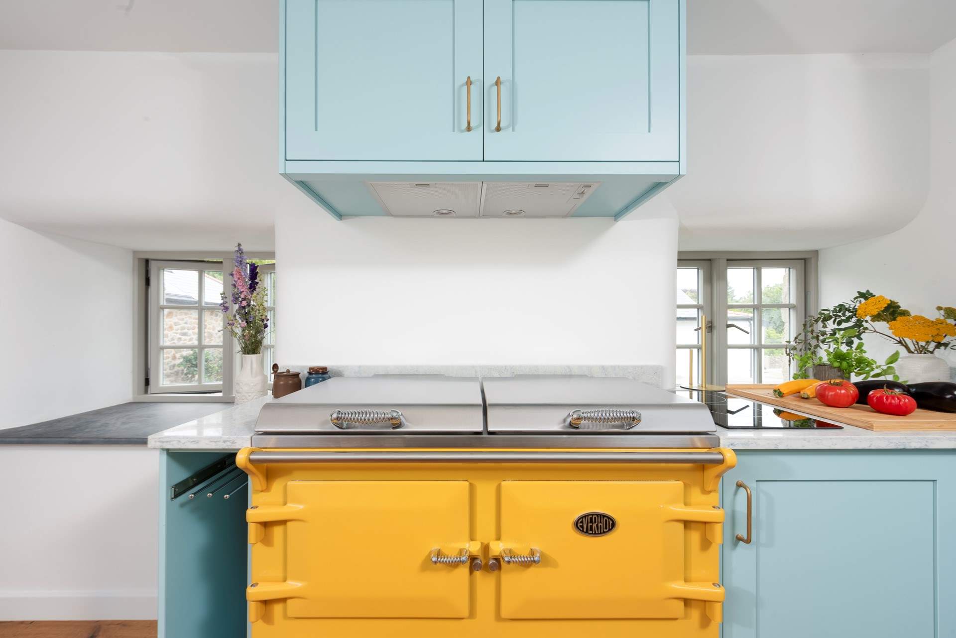 Cook up a holiday feast on this gorgeous Everhot cooker.