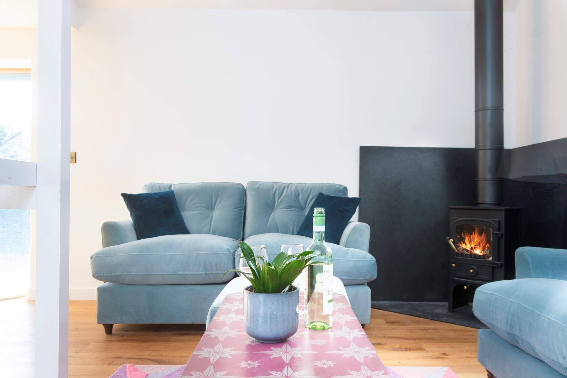 The sumptuous velvet sofas.