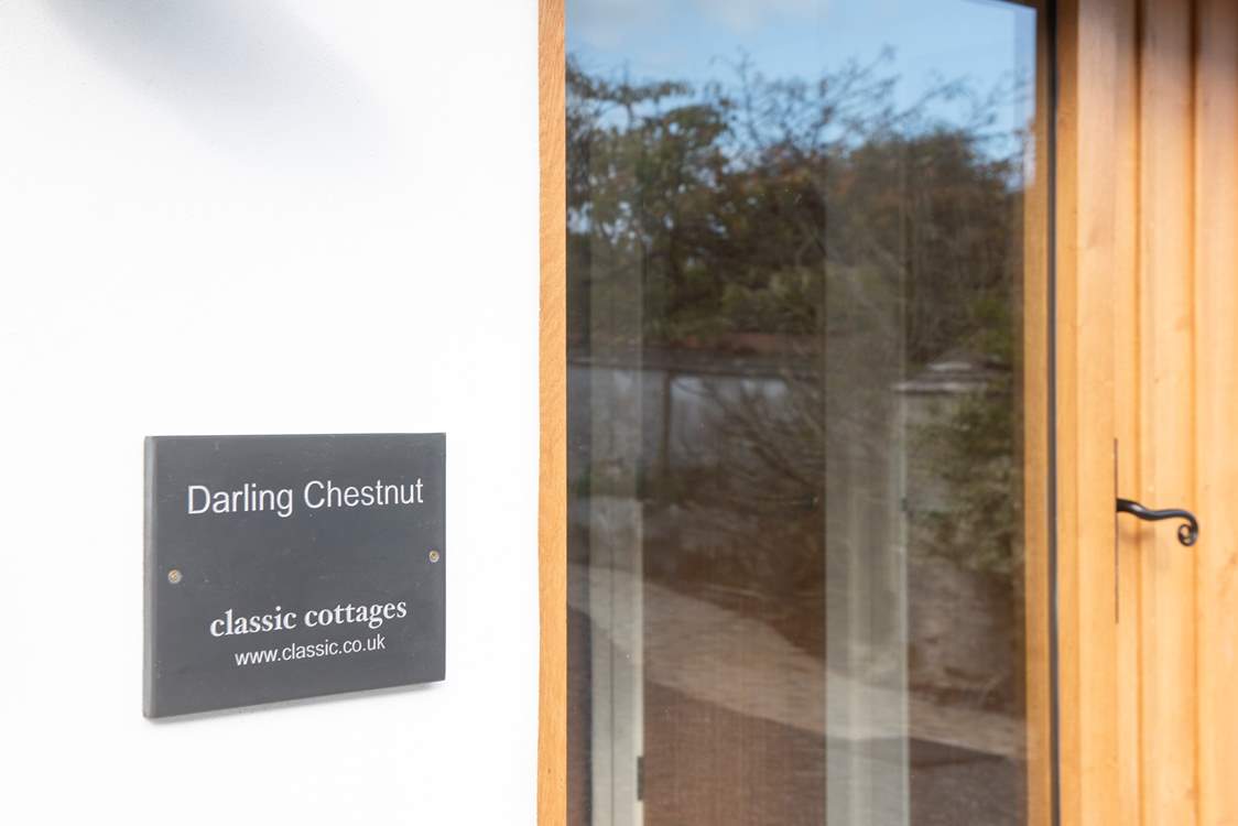 A warm welcome awaits at Darling Chestnut.