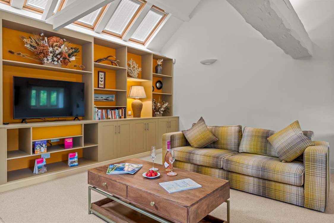 The lighting and decor provides a tranquil and comfortable setting.