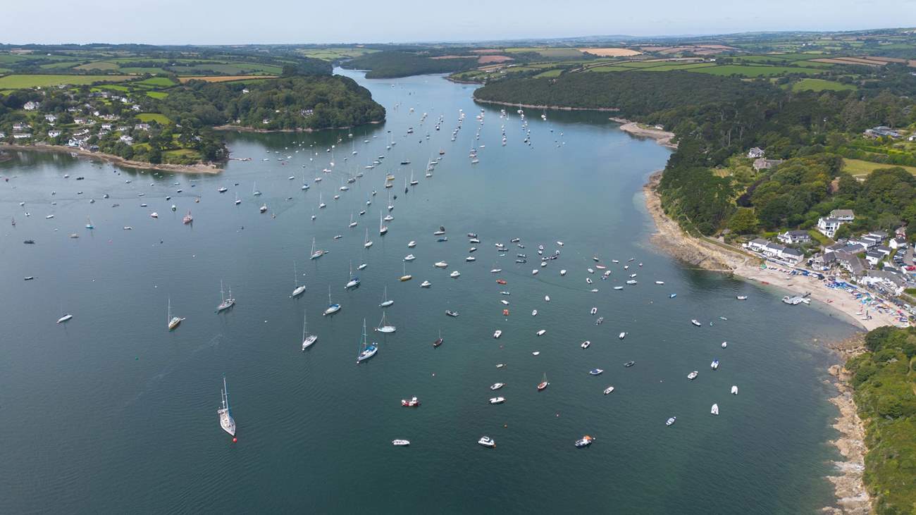 You are perfectly situated to explore the Helford River at Roscaddon Linhay.