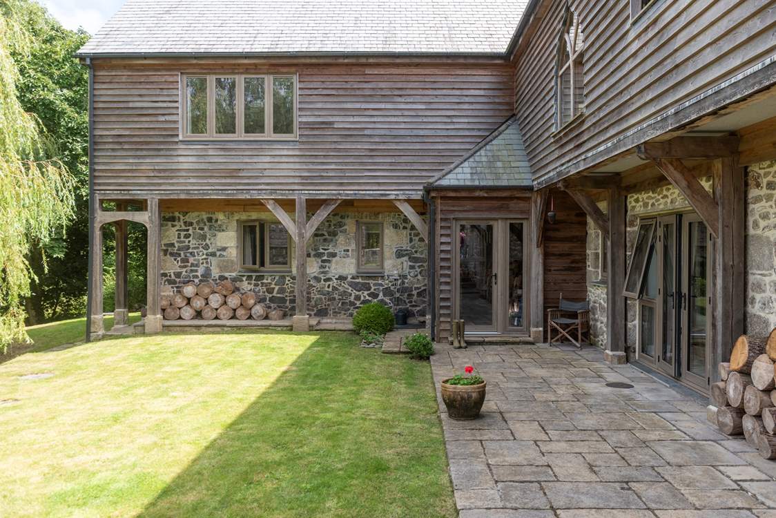 The gorgeous rear elevation retains the original serpentine.