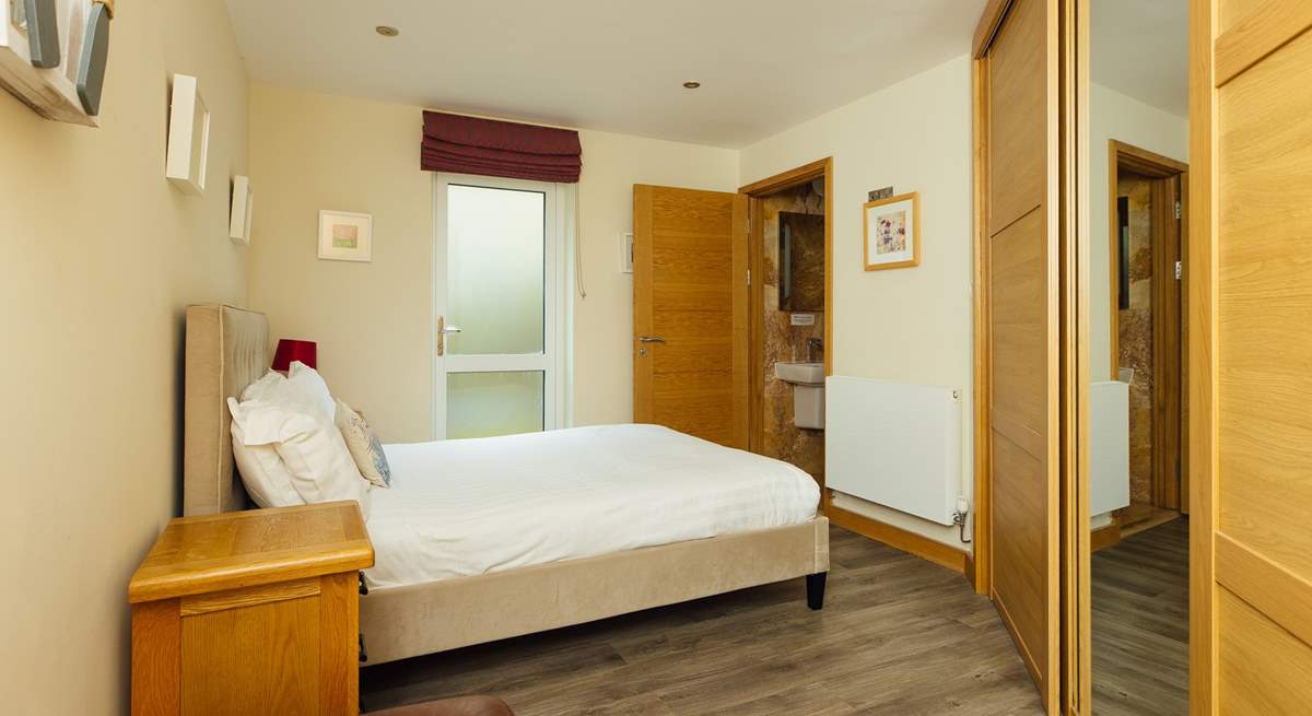 Ground floor double en suite room with garden access. 