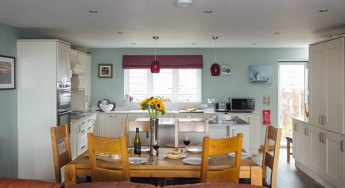 All the holiday chef needs in the well-equipped kitchen. 