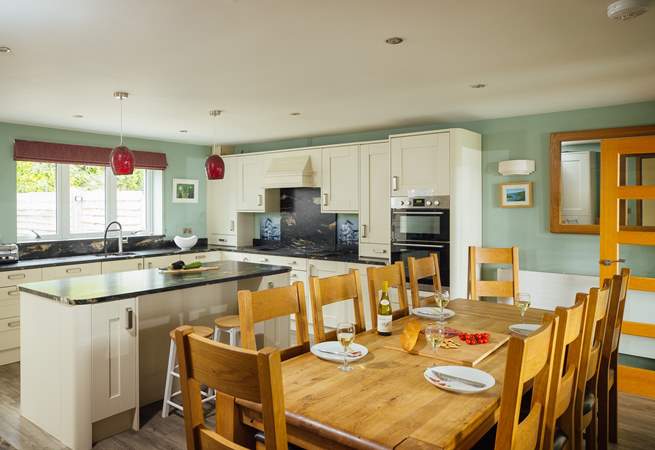 Gather around for leisurely holiday meals.