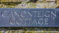 Welcome to Canonteign Cottage.