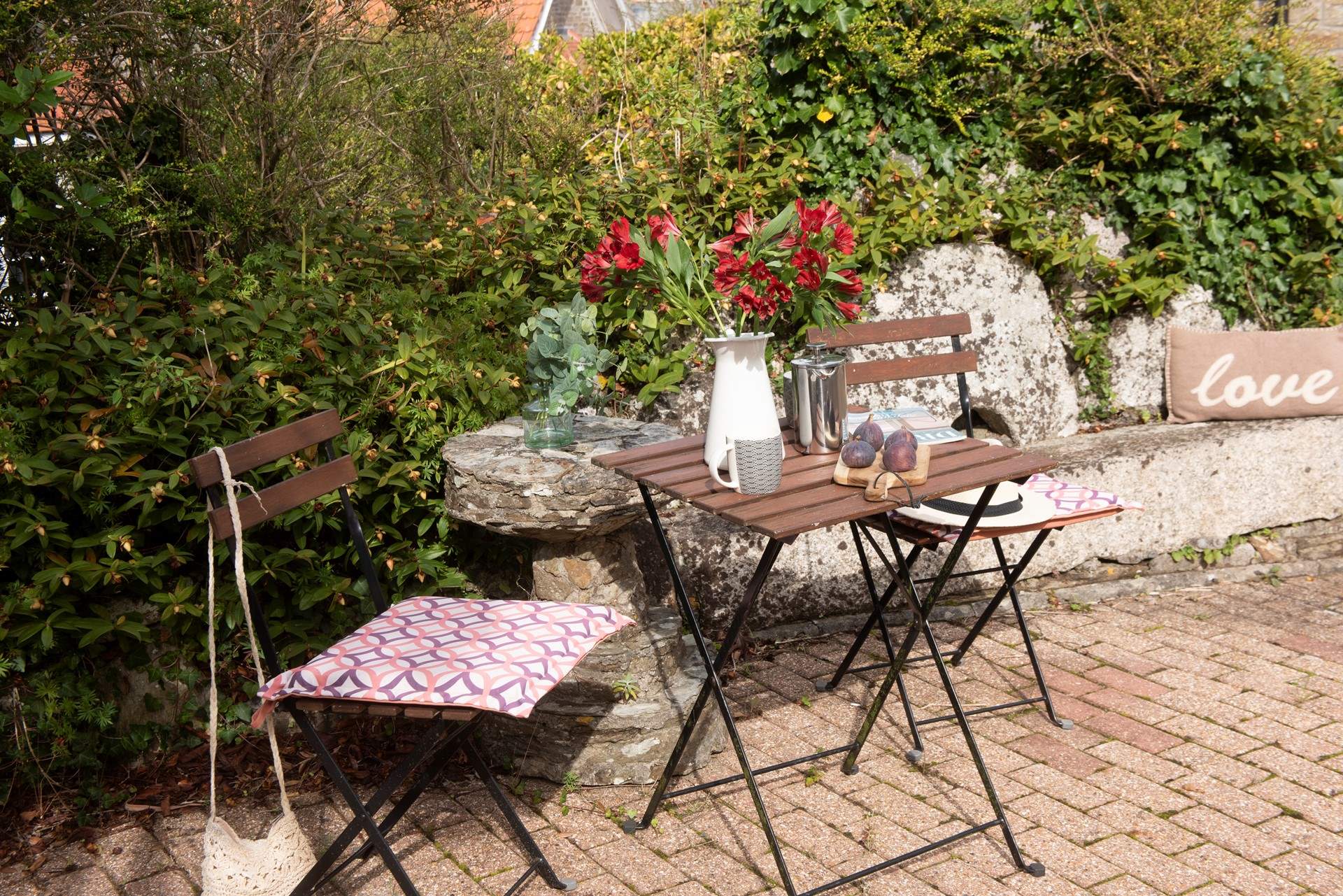 Enjoy your morning coffee and plan your days adventures.