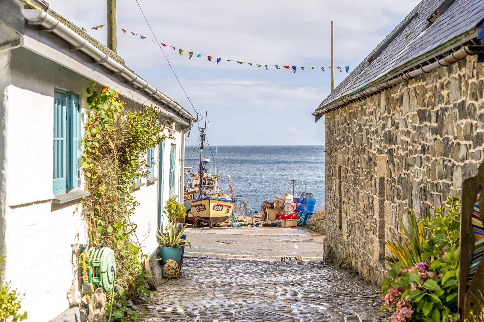 Sitting in the heart of Cadgwith, moments from the ocean.