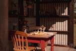 The sweetest spot for leisurely meals together. 