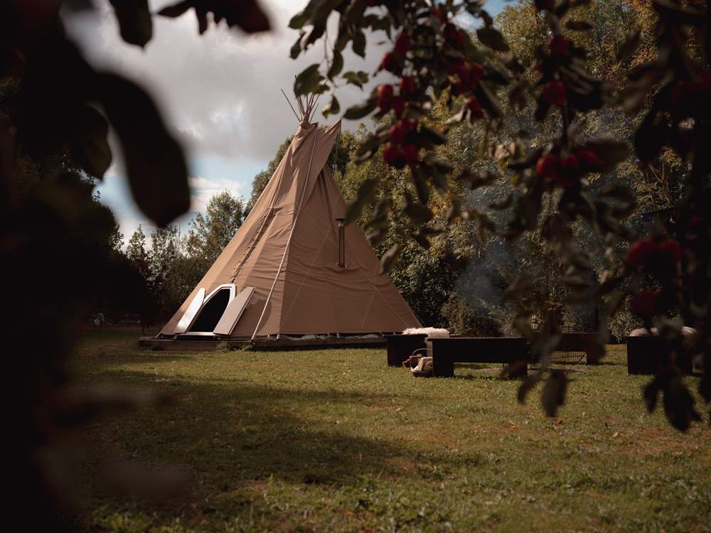 Nestled in 3.5 acres of countryside, this is a truly peaceful retreat.