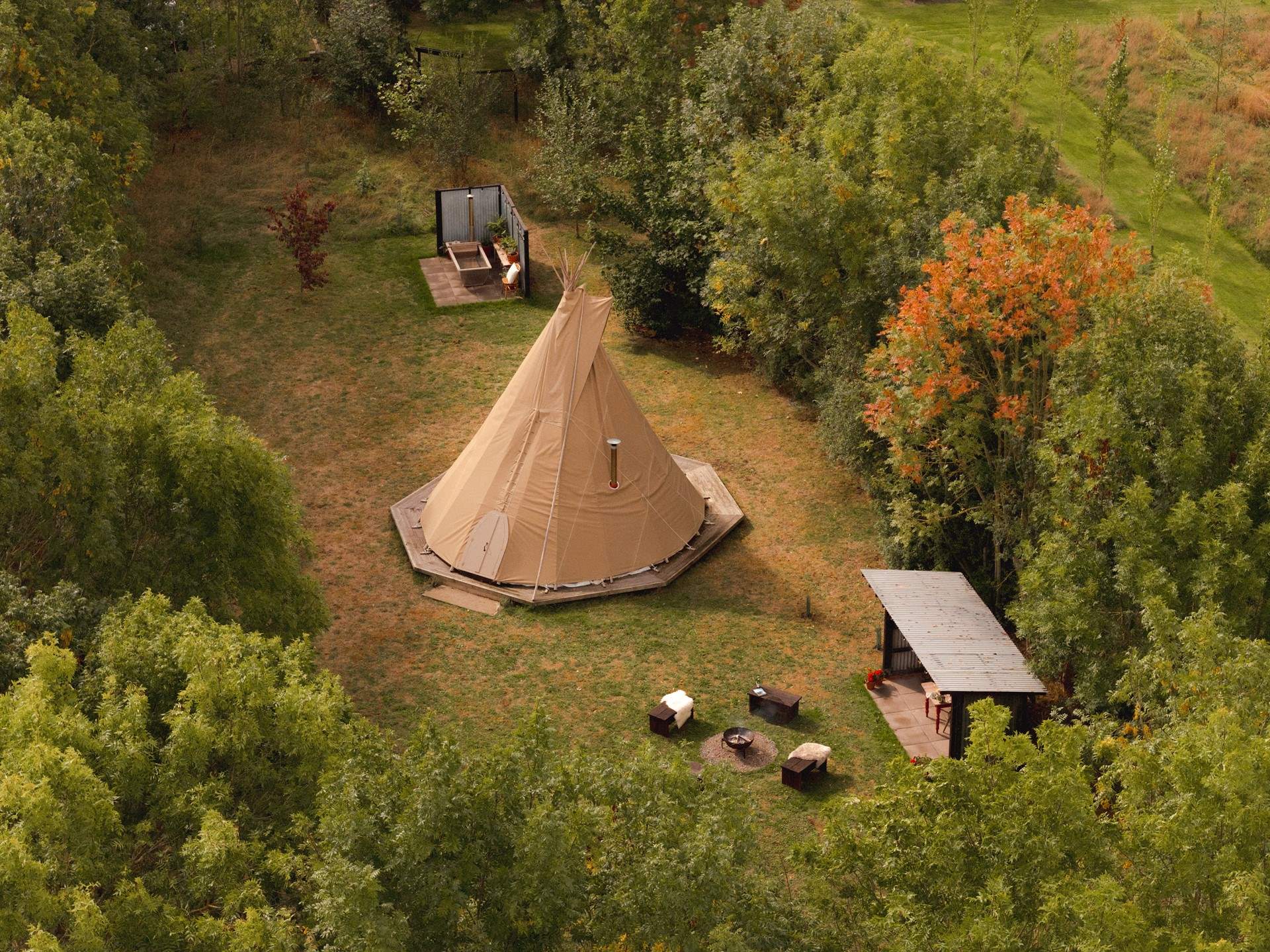 Welcome to Hornbeam Hideaway, a magical rural escape. 