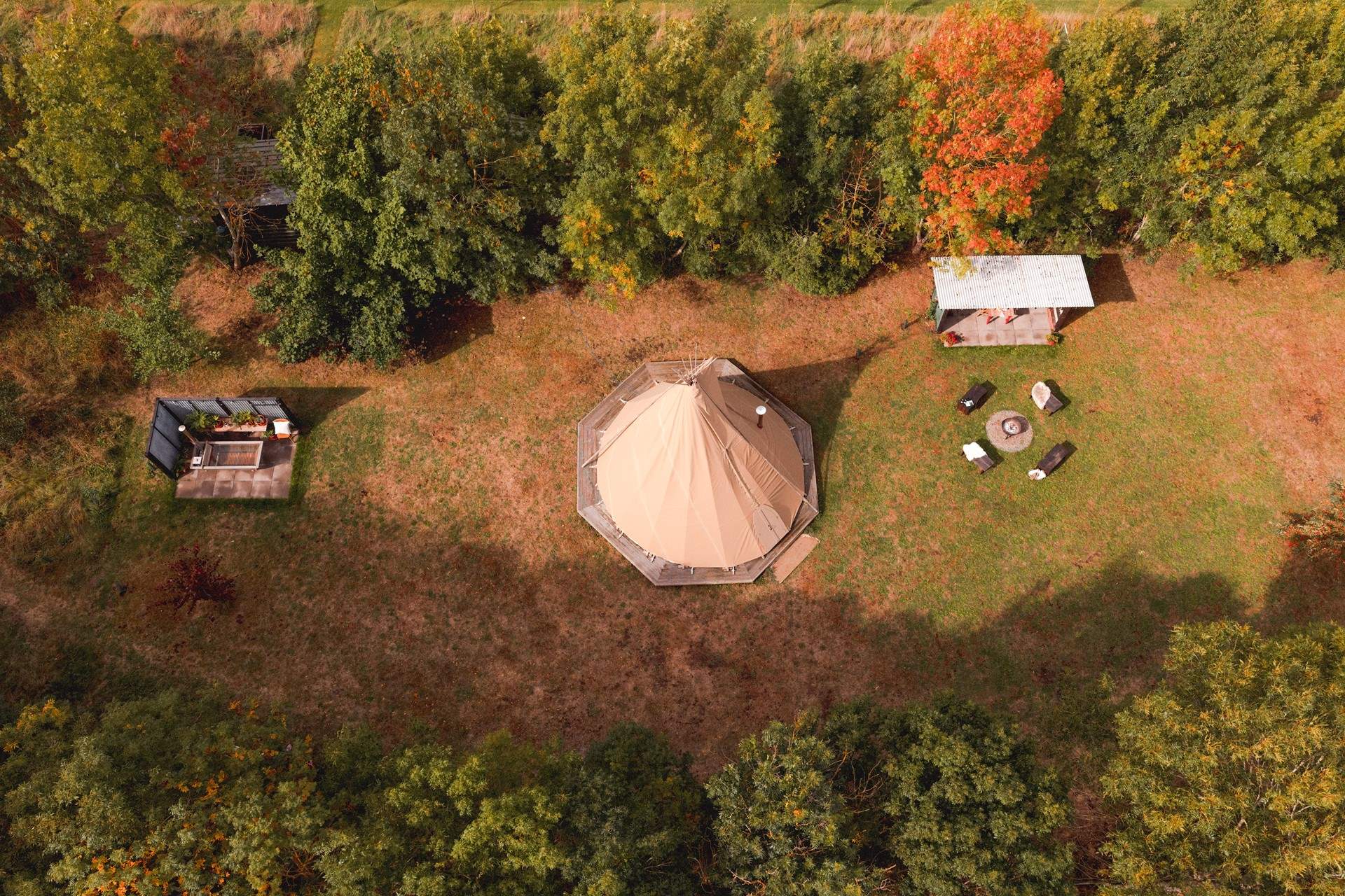 The setting at Hornbeam Hideaway is completely idyllic.