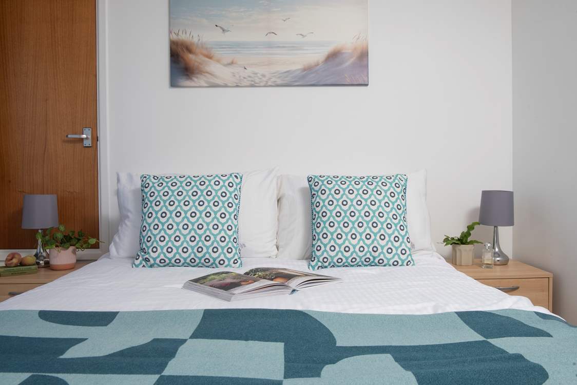 Start your day feeling refreshed in this cosy bedroom.
