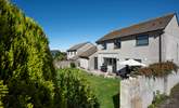 Relax in the sweet garden, perfect for sunny afternoons. - Thumbnail Image