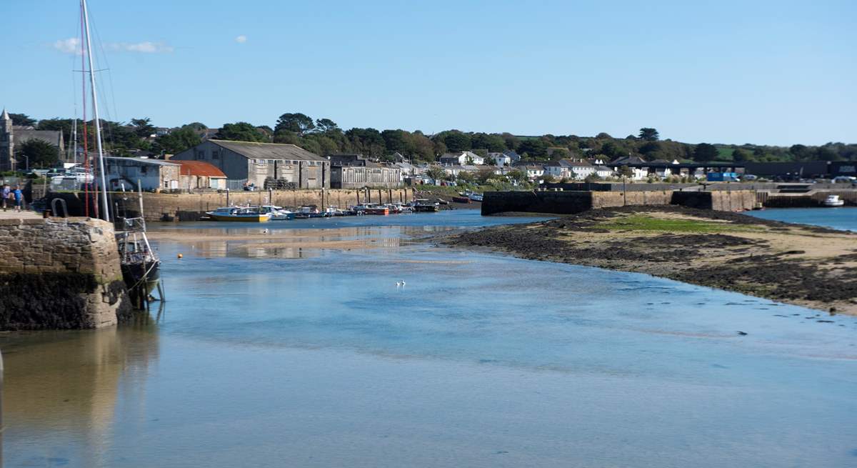 A peaceful spot at North Quay, alive with boats and birdlife.