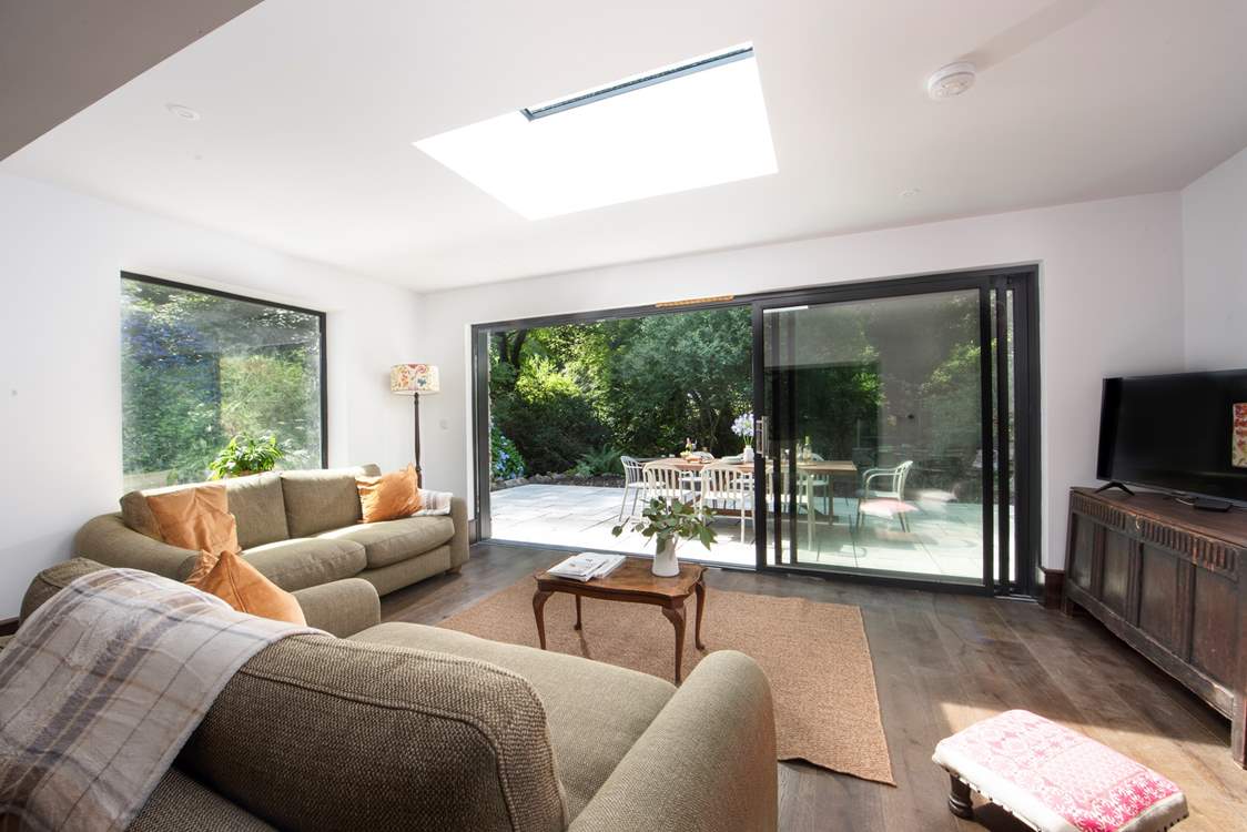 Sit back, relax and enjoy the woodland setting.