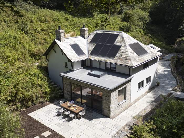 Old Mill Floor, Sleeps 8 in Tintagel