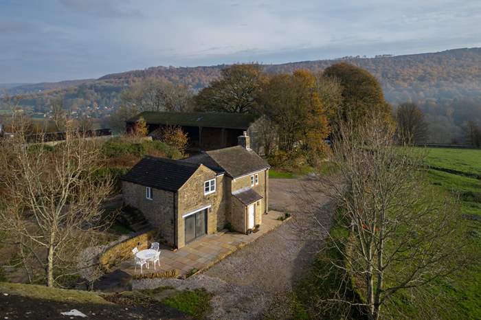 Knouchley Cottage is a 2 bedroom self catering cottage near Bakewell.