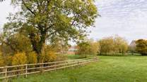 Beyond the private garden you will find expansive grounds that you are free to wander with your four-legged or two-legged companions!