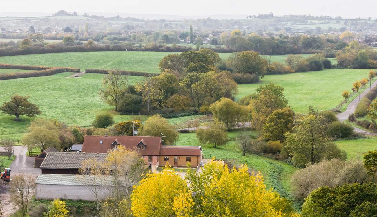 Kingfishers is within the grounds of a wonderful working cattle farm and tucked onto the end of the other converted barns.