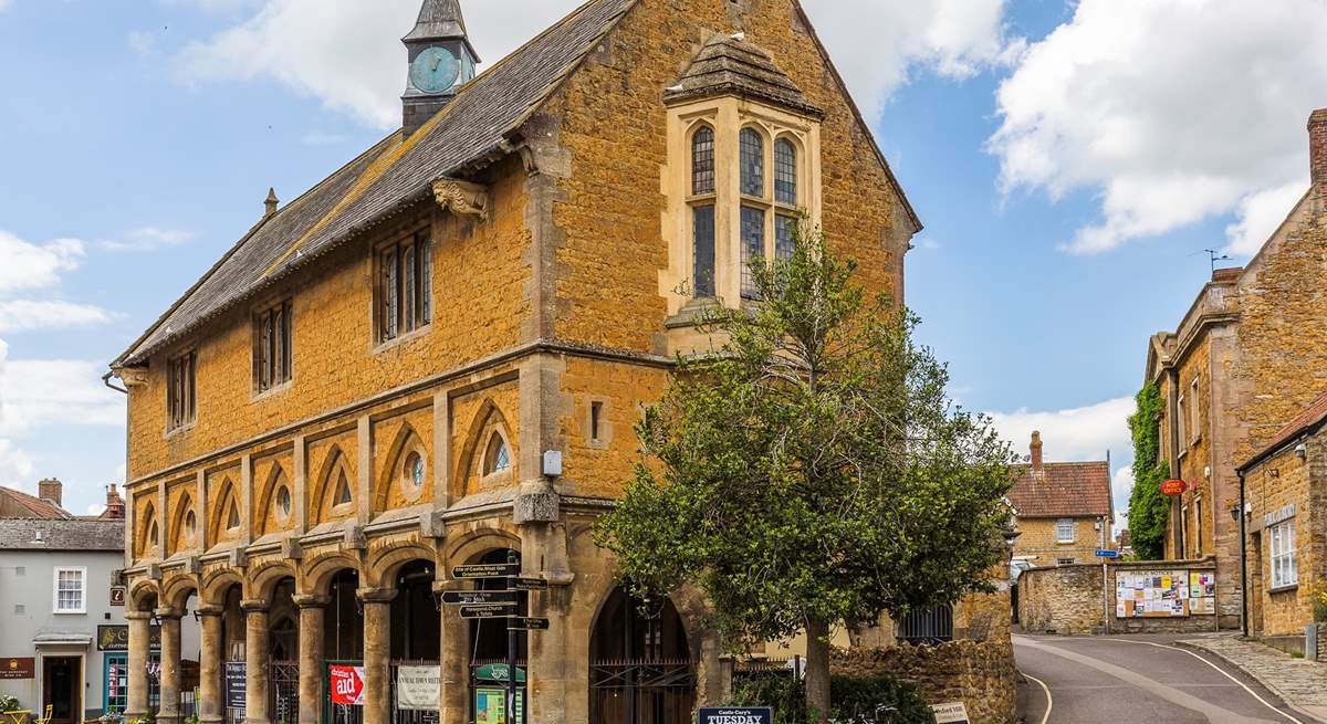 Castle Cary is steeped in history and has a wealth of quaint shop, pubs and tea rooms.